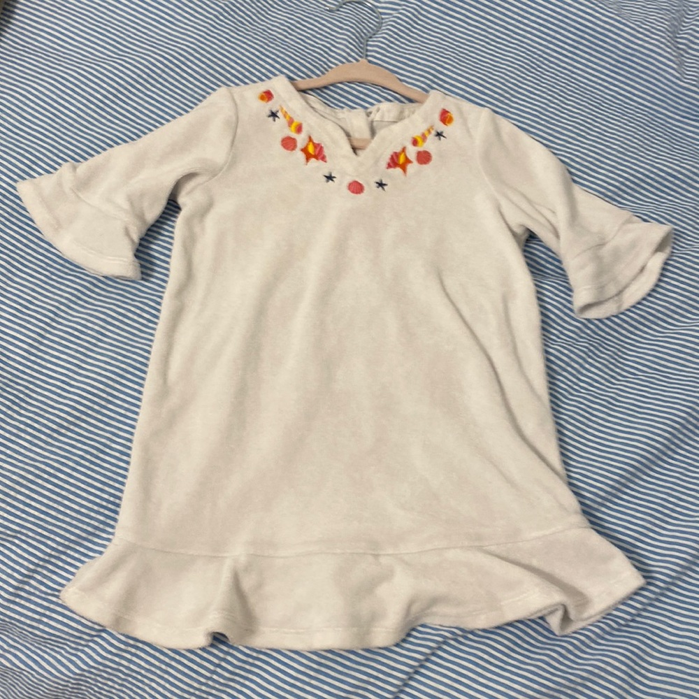 Never worn Janie and Jack 2T girls cover up for beach and pool!